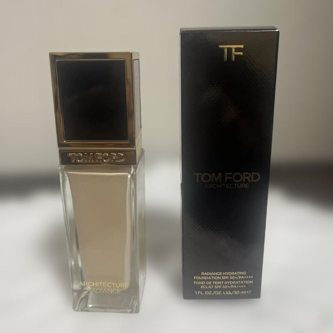 TOM FORD■アーキテクチャーラディアンスハイドレーティングファンデーション