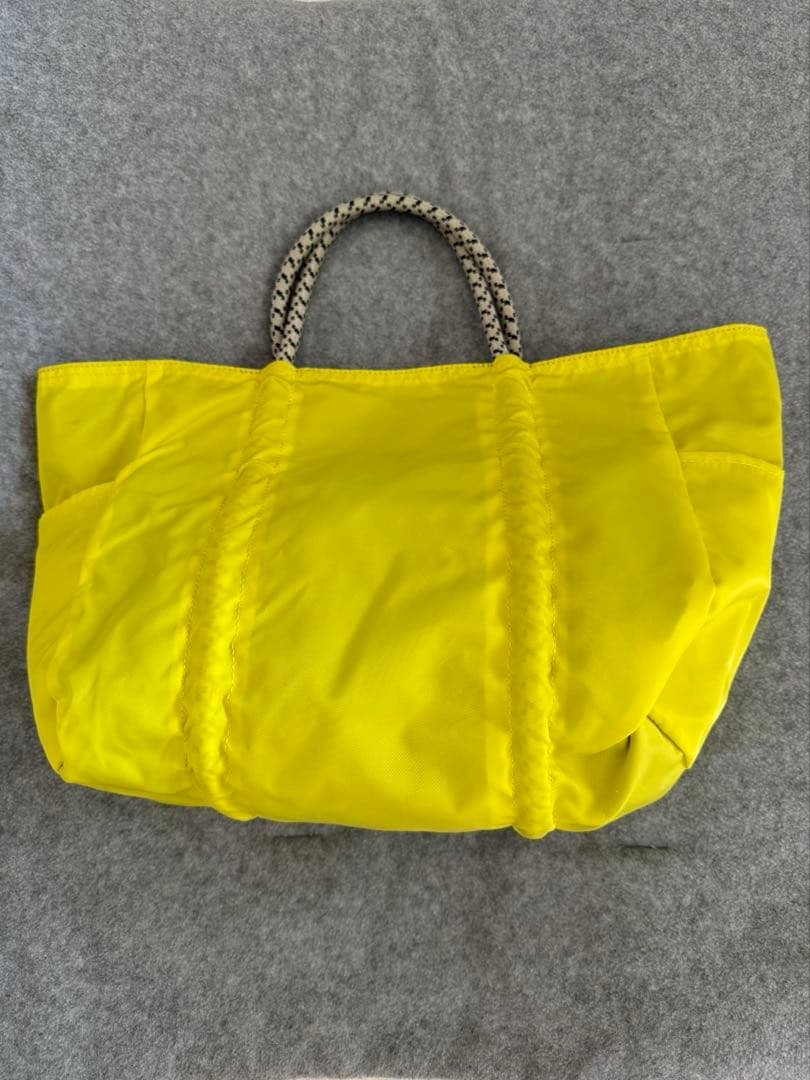 NOMADIS 薄紫　黄色　２個セット売り