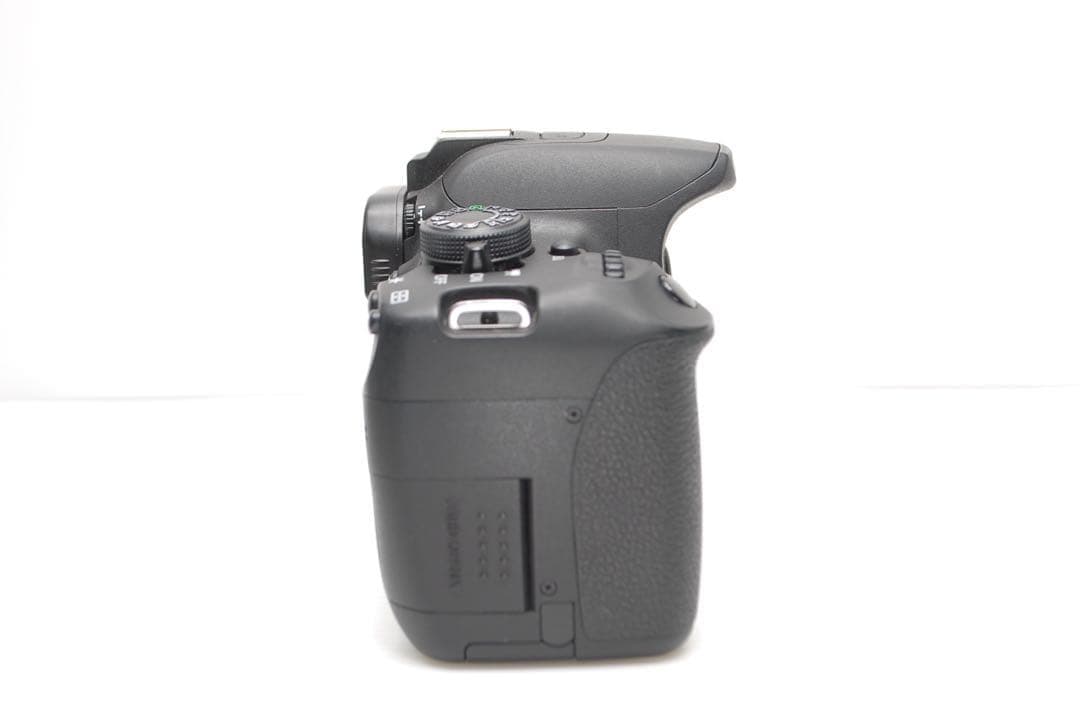 ⭐︎Canon kiss X7i⭐︎操作性抜群 高画質 望遠レンズ付き 美品