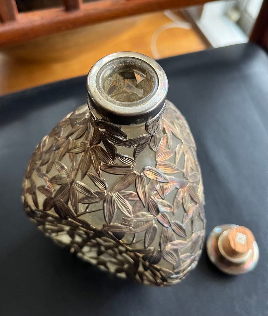 銀950製竹模様アンティークボトル