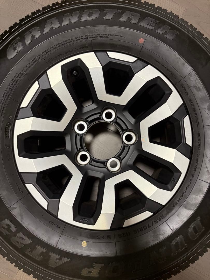 【送料込】再再販ランクル70 GDJ76 純正タイヤホイール