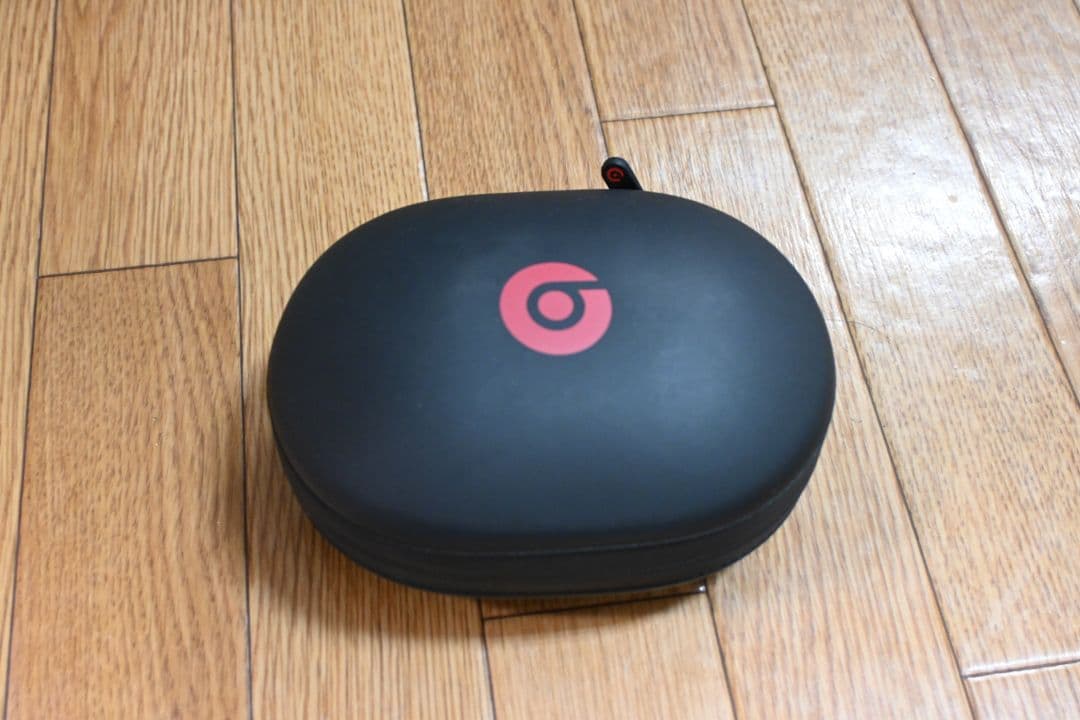 Beats ワイヤレスヘッドホン ケース付き