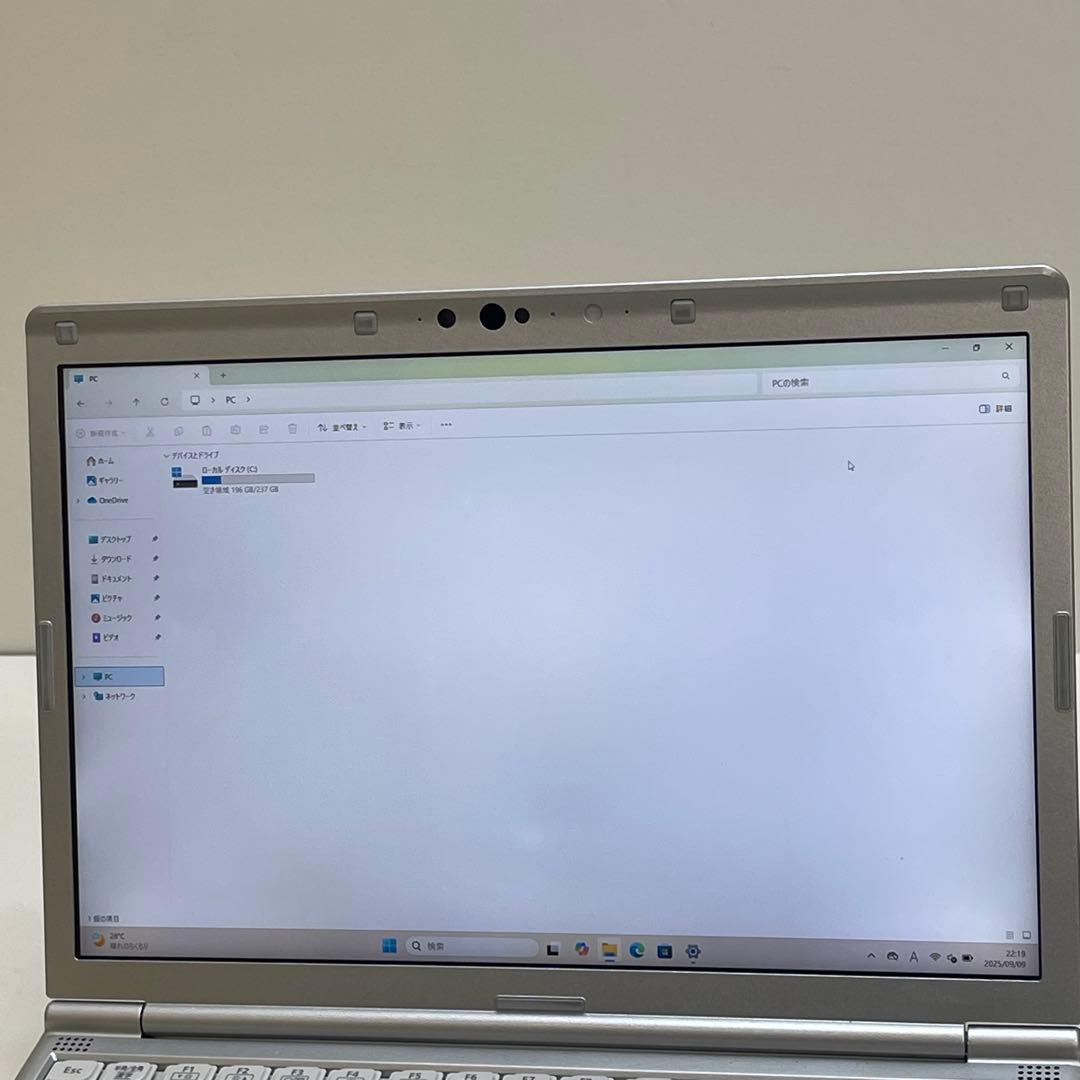 #240 Let’s Note CF-SV9 i5-10310U 8GB