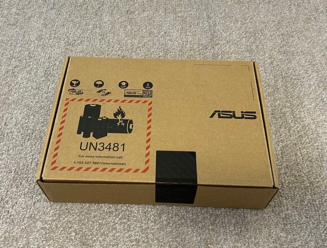 【美品】ASUS CM3000DVA-HT0019 クロームブック