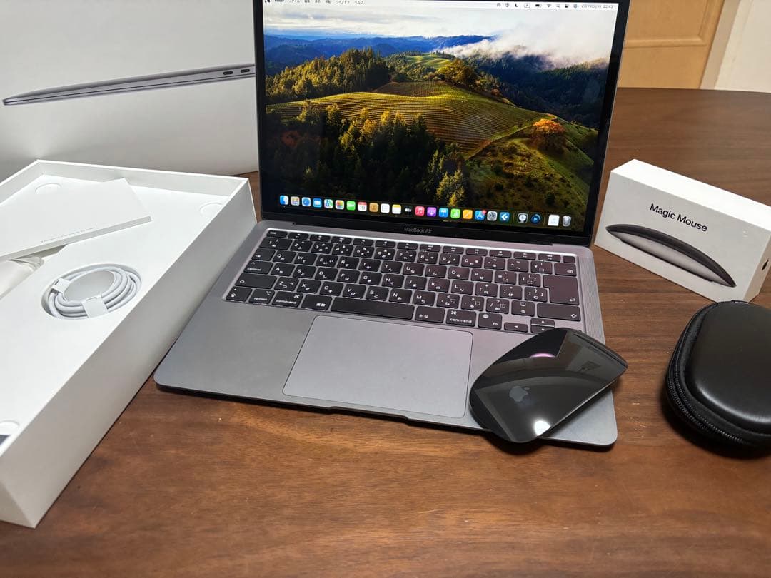 MacBook Air 13インチ M1 16GB & Magic Mouse