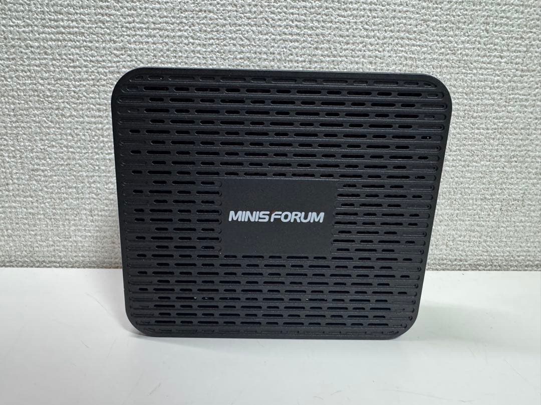 中古 MINIS FORUM GK41 8GB＋128GB ミニPC 即使用可