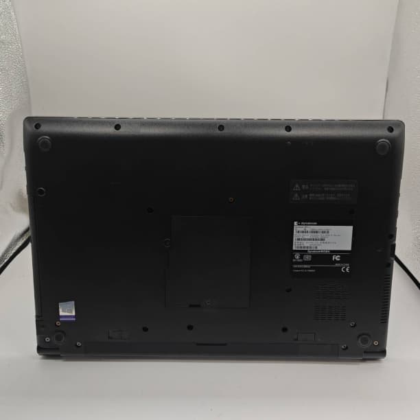 第8世代i3 バッテリ◎ 15 東芝 8GB SSD128GB オフィス