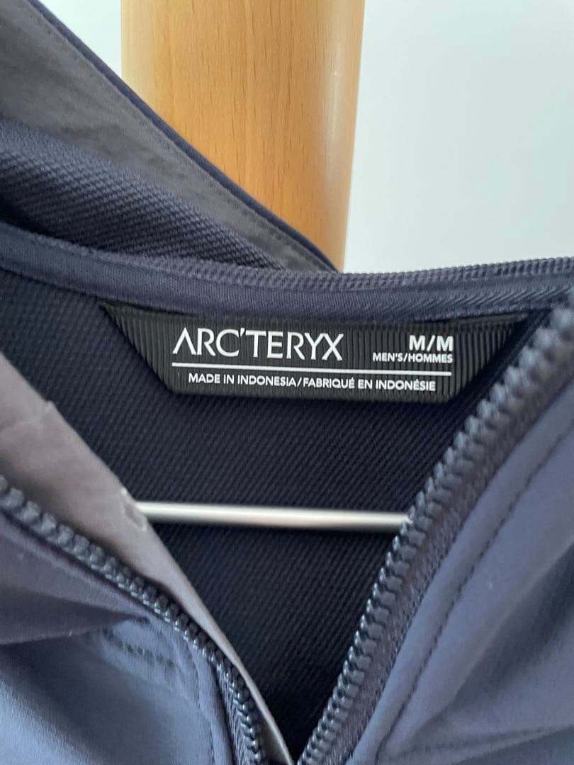 Arc'teryx ガンマフーディ　ブラックサファイア　Mサイズ