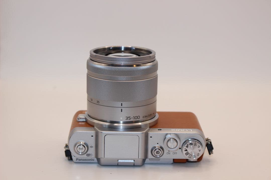 ★ショット数1884回★ LUMIX DMC-GF7 ダブルズームキット