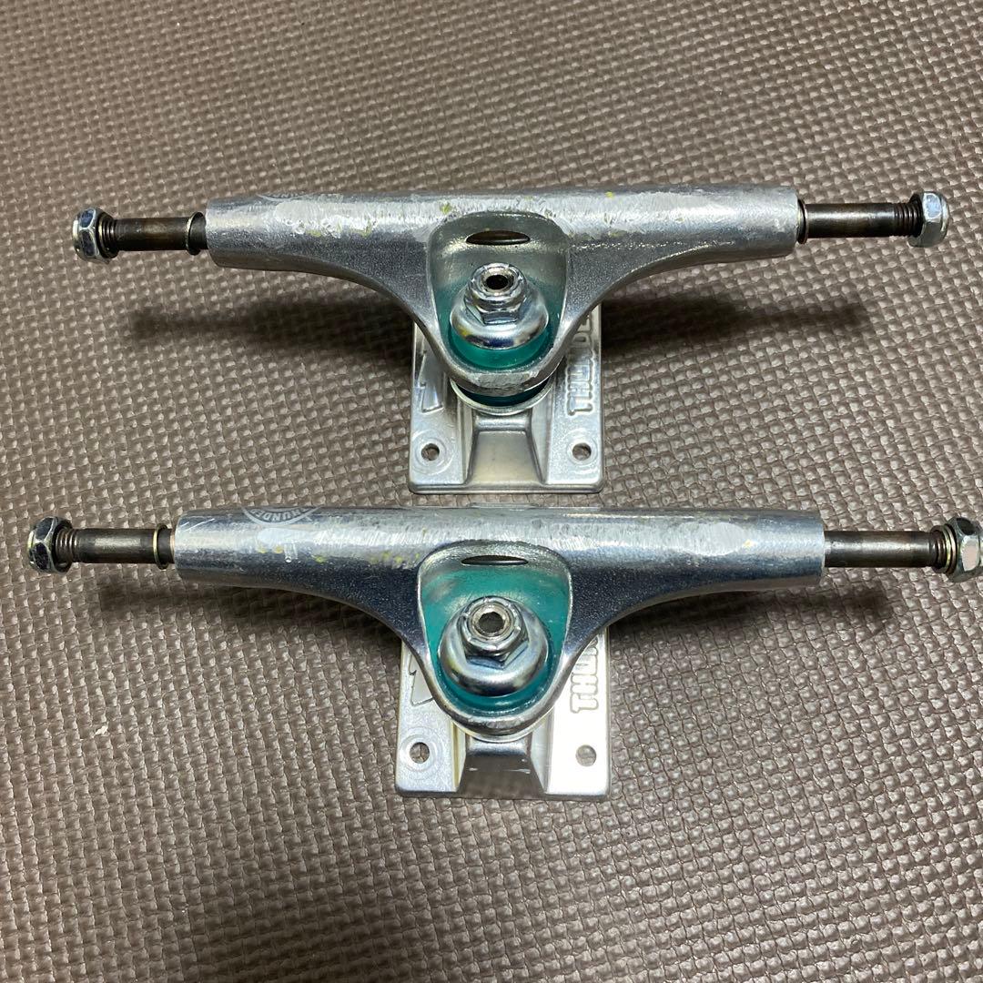 サンダートラック 147 hollow light