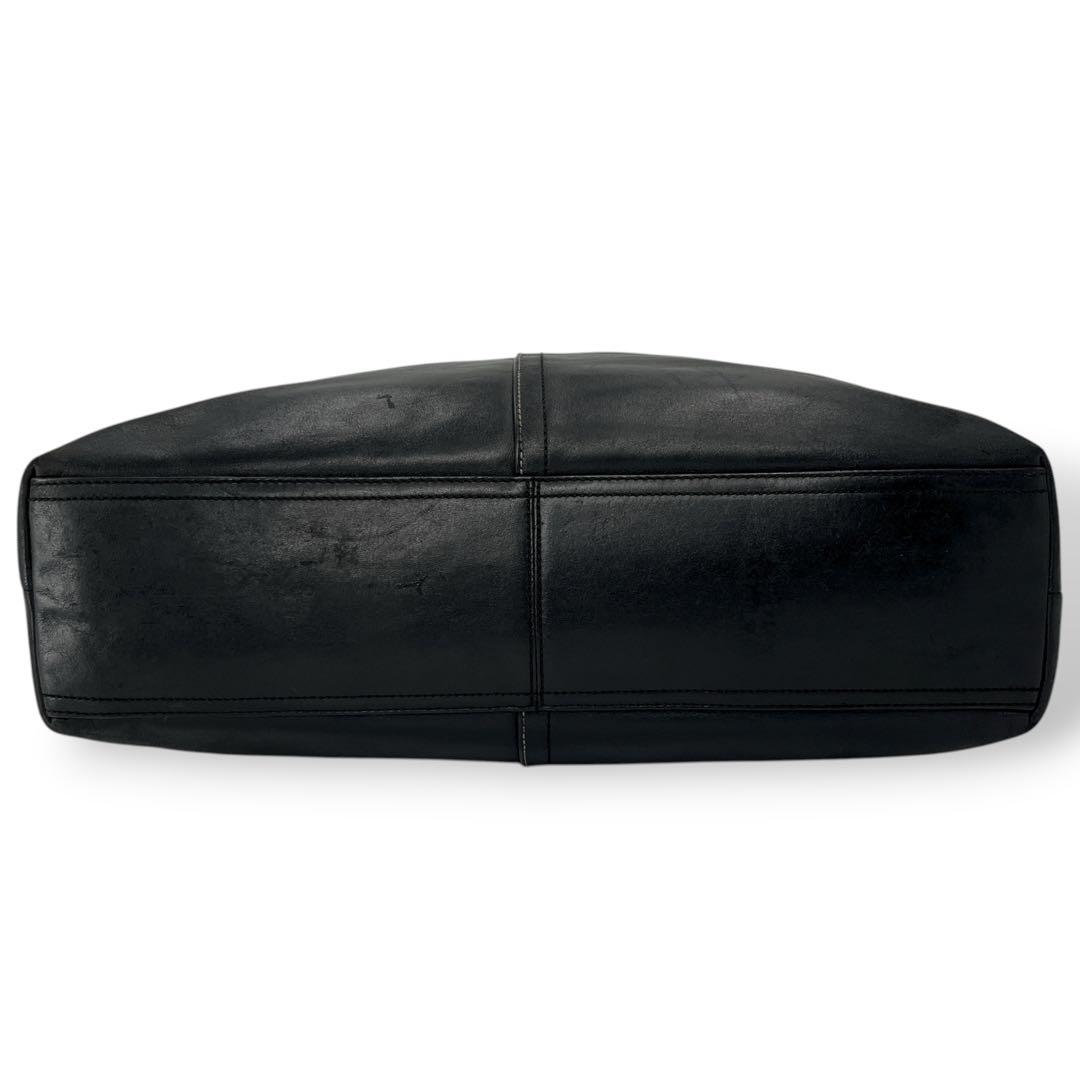 コーチ　2way ビジネスバッグ　ブリーフケース　型押しロゴ　A4可　レザー　黒