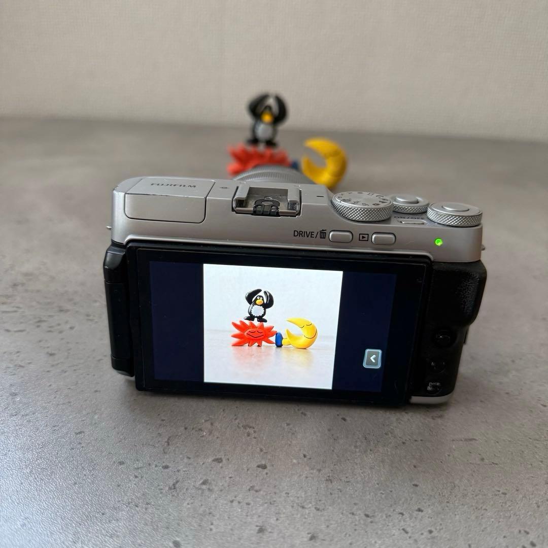 Fujifilm X-A7 ミラーレスカメラ 本体とレンズ