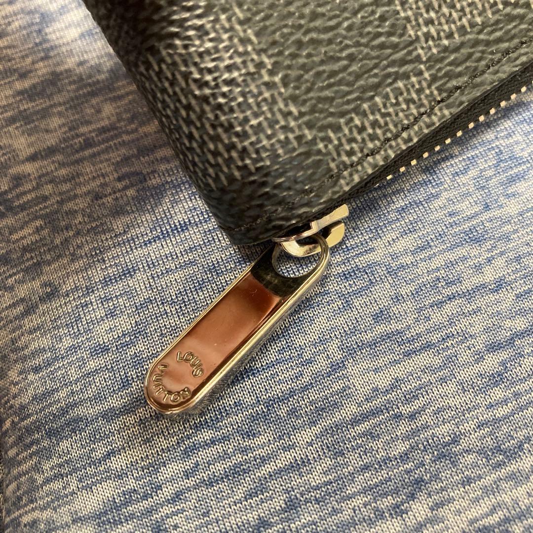 ルイヴィトン　ダミエグラフィット　ジッパーケース