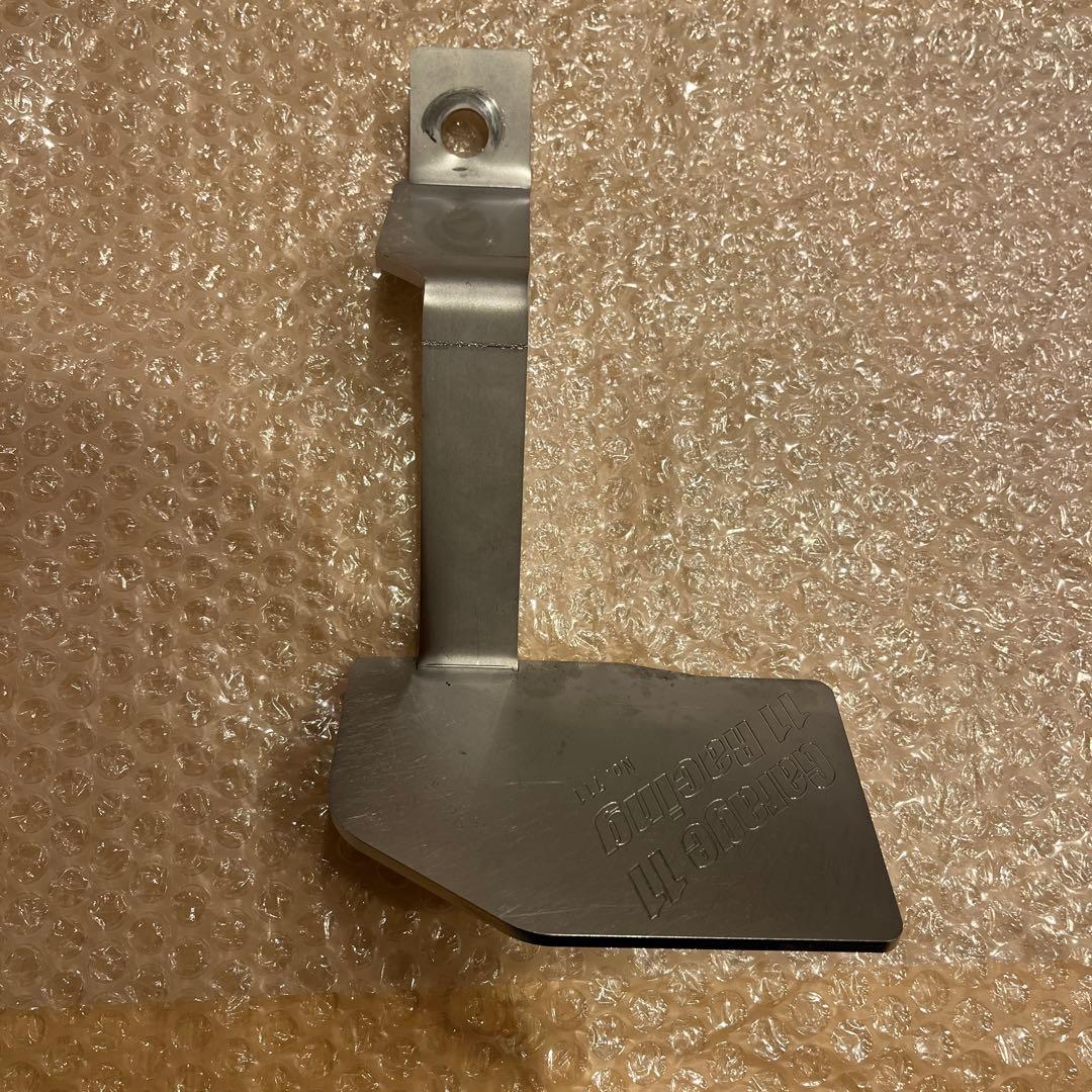 Garage11 フットレスト　運転席　足置きハイエース