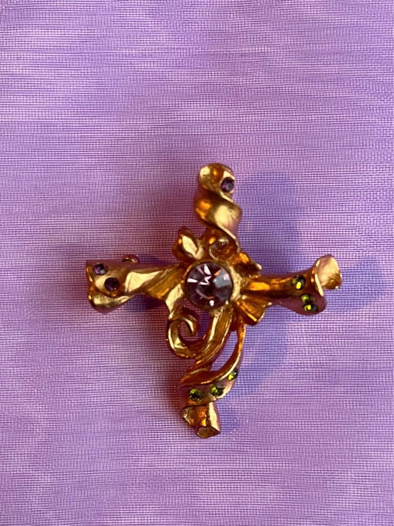 希少　Christian Lacroix ブローチ