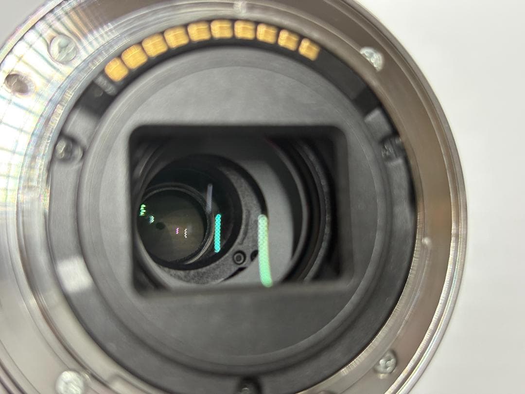 ★美品★ SONY ソニーズームレンズ E55-210 4.5-6.3 フード付