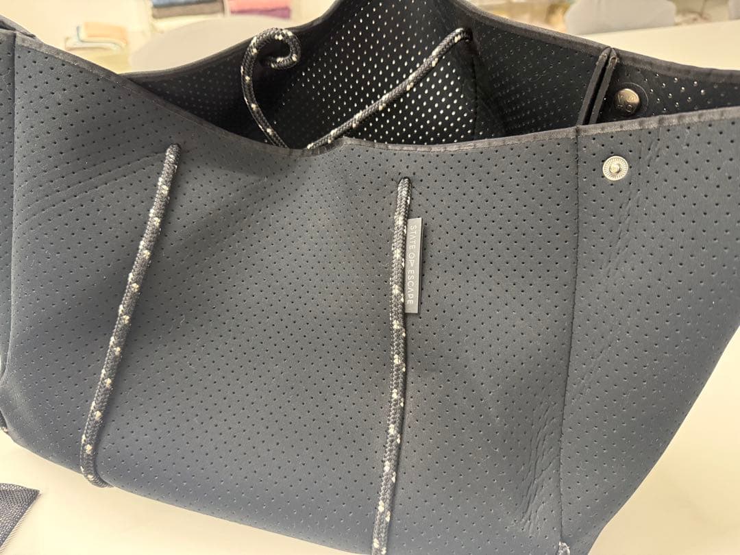 ステイトオブエスケープ　マザーズバッグ美品　黒