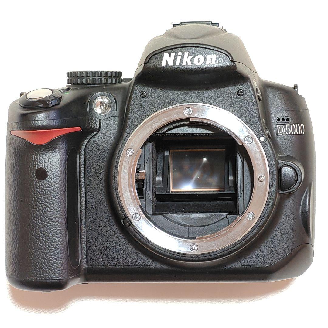 【値下げ】Nikon D5000 デジタル一眼＋AF-S 55-200mm VR