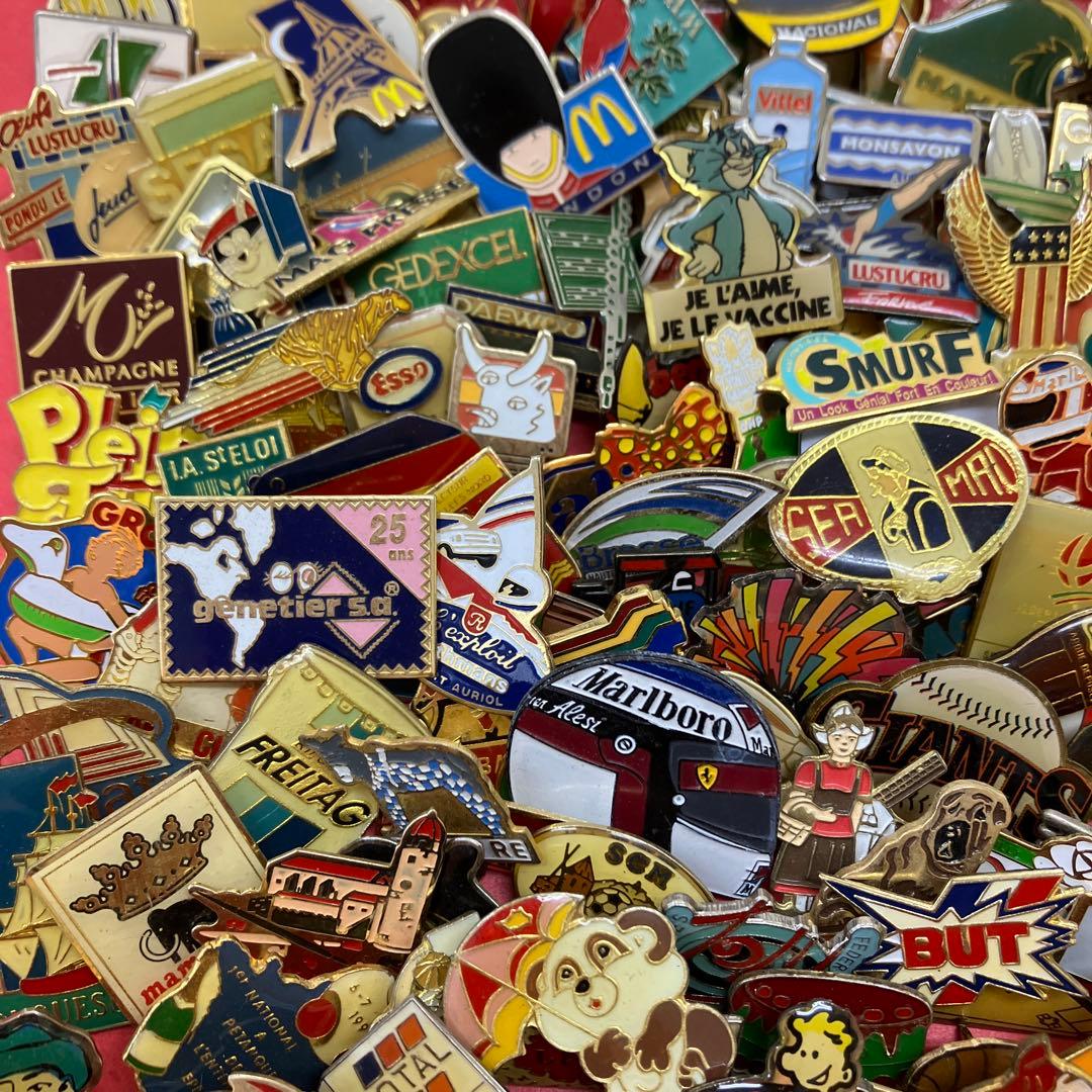 フランス雑貨★ピンバッジ大量220個セット★