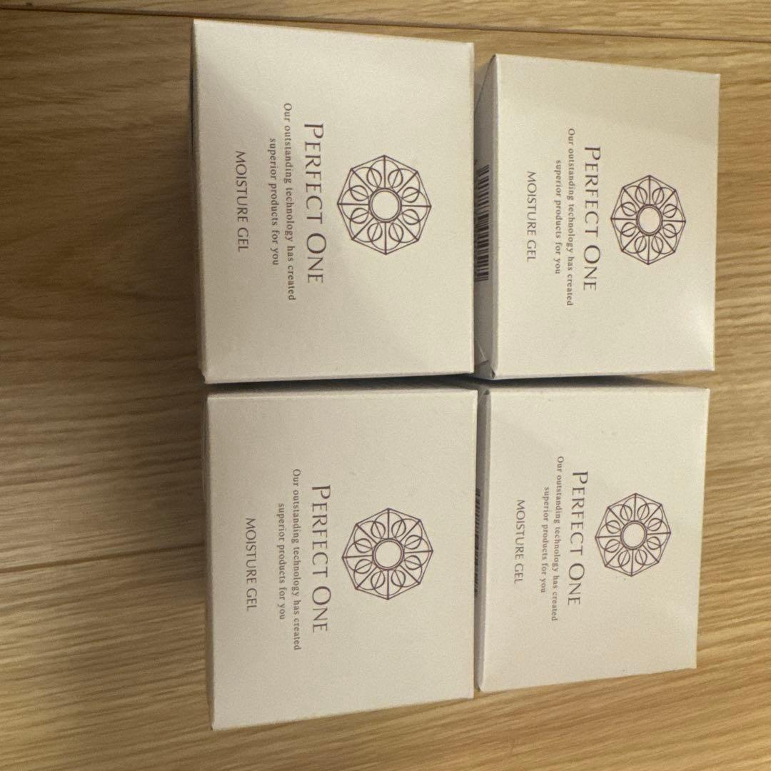 パーフェクトワン　モイスチャージェル　75g 4個セット