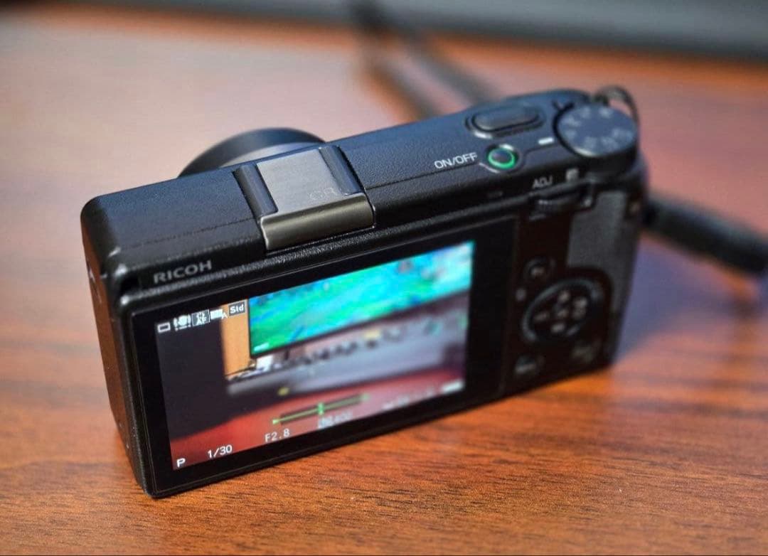 n*n様 RICOH GRⅢ コンパクトデジタルカメラ 約2800枚