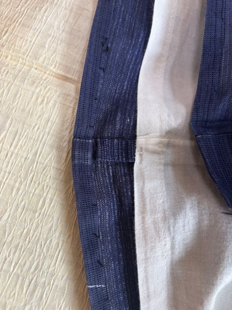 【綿麻　上品浴衣】古今　紺色 浴衣 単品　ピンク小花＆葉模様 手縫い 着物風にも