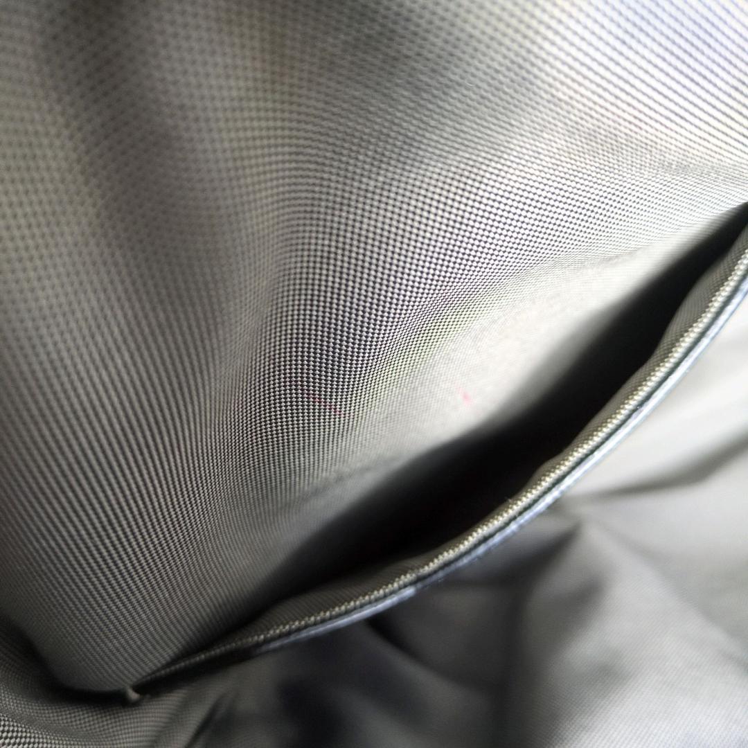 TUMI トゥミ CFX カーボン ビジネスバッグ ブリーフ 自立 A4 PC