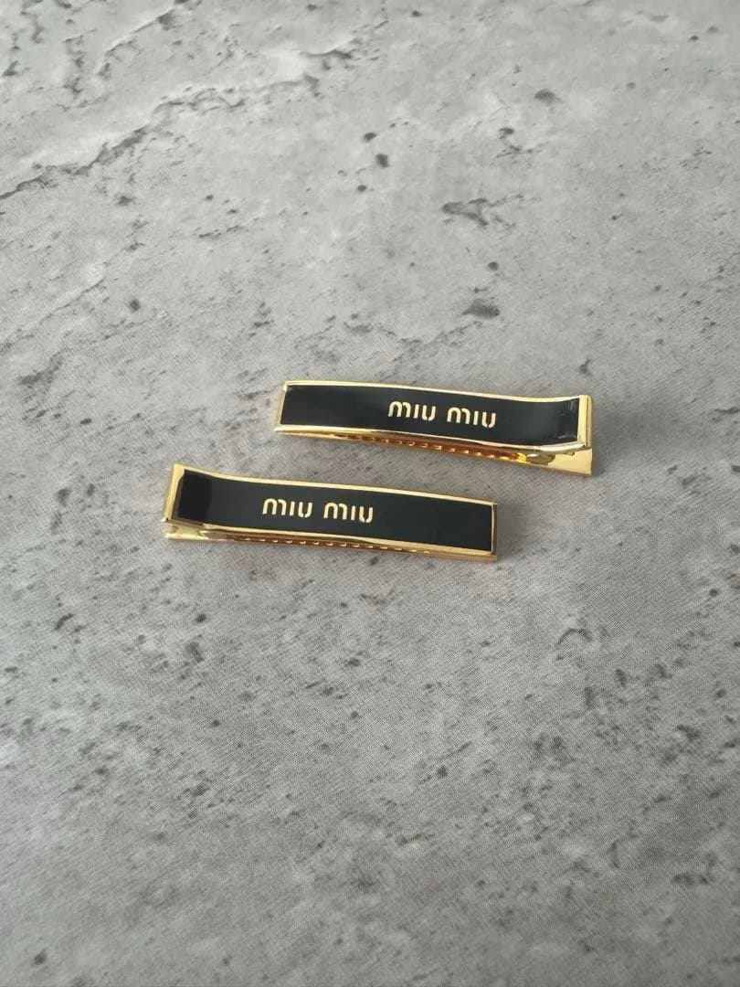最終お値下げ MIUMIU ヘアピン ブラック×ゴールド