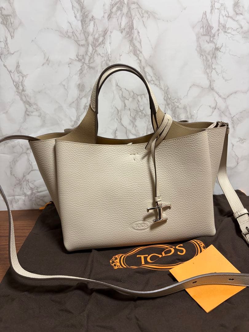 トッズ Tタイムレス レザー 2WAYハンドバッグ ベージュ