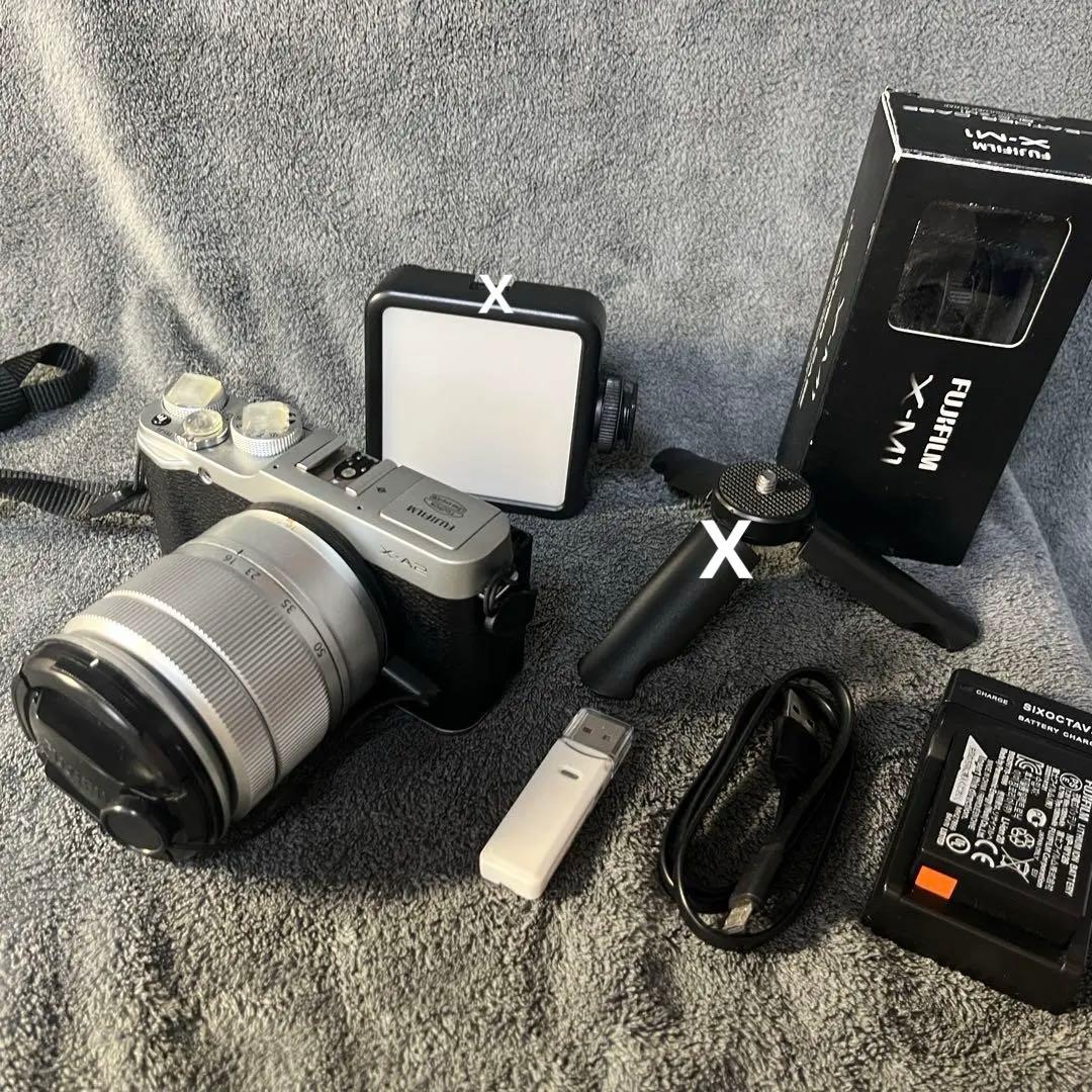 Fujifilm X-A2 ミラーレスカメラセット　純正ケース付き