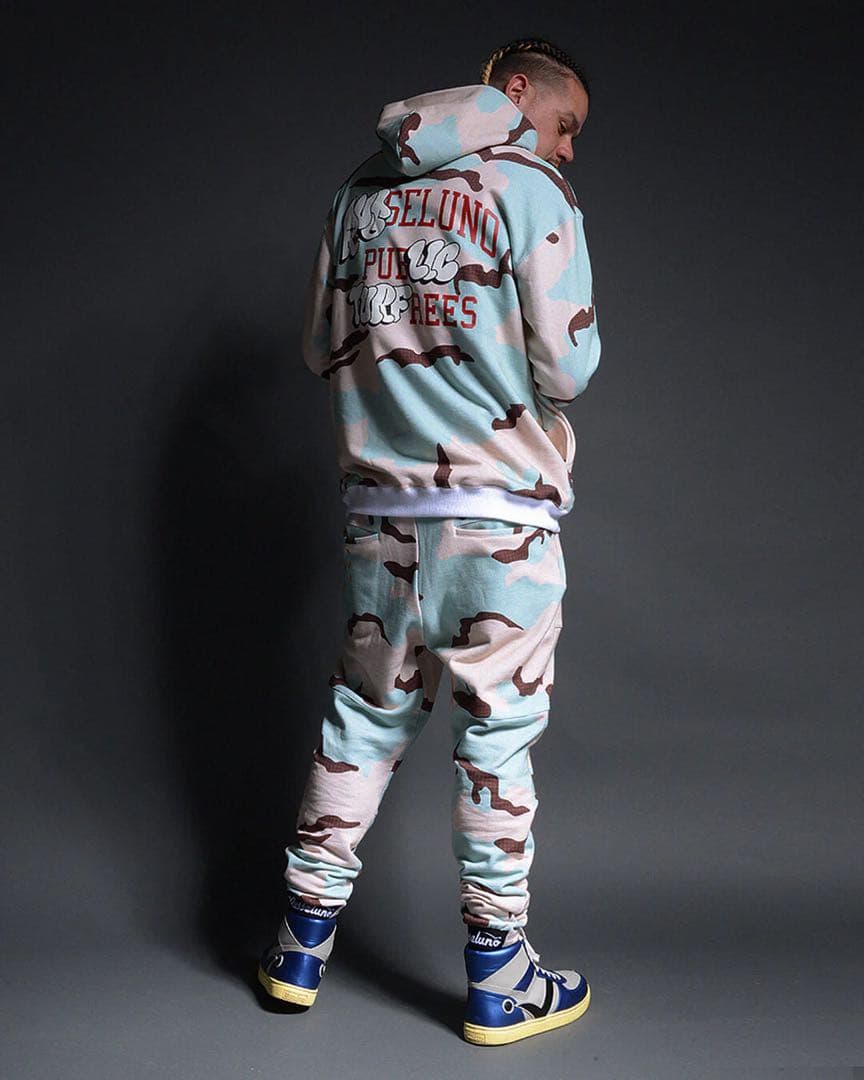 美品　Russeluno セットアップ　長袖　パーカー　スウェット　上下セット