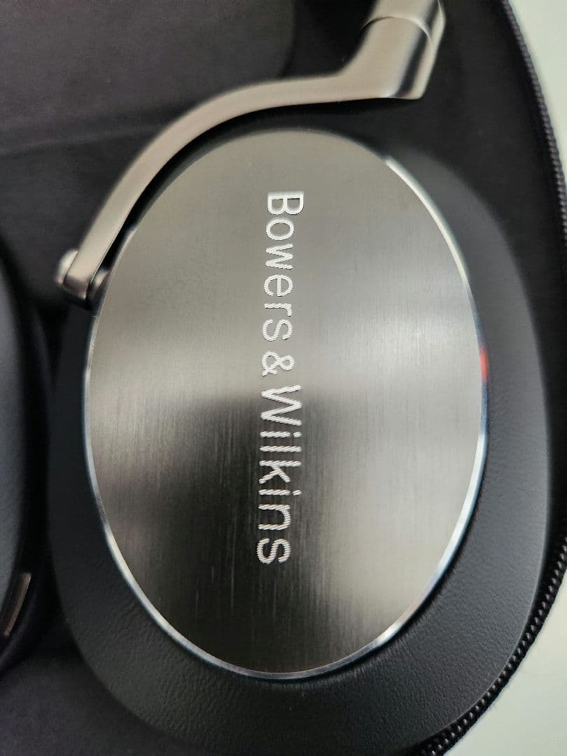 バウワースアンドウィルキンス★Px8★Bowers&Wilkins