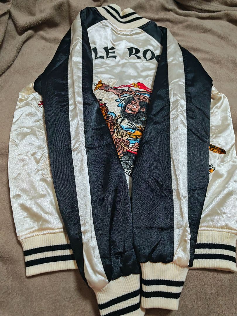 虎 スカジャン CASTLE ROGUES 未使用近い 美品 日本限定 サテン