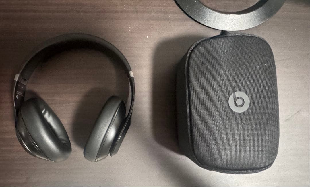 Beats studio pro ブラック ケース付き