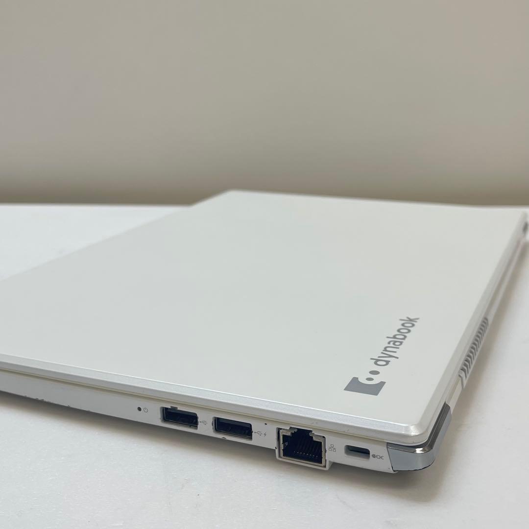 #555 東芝 Dynabook i7-10510U 16GB Office付き
