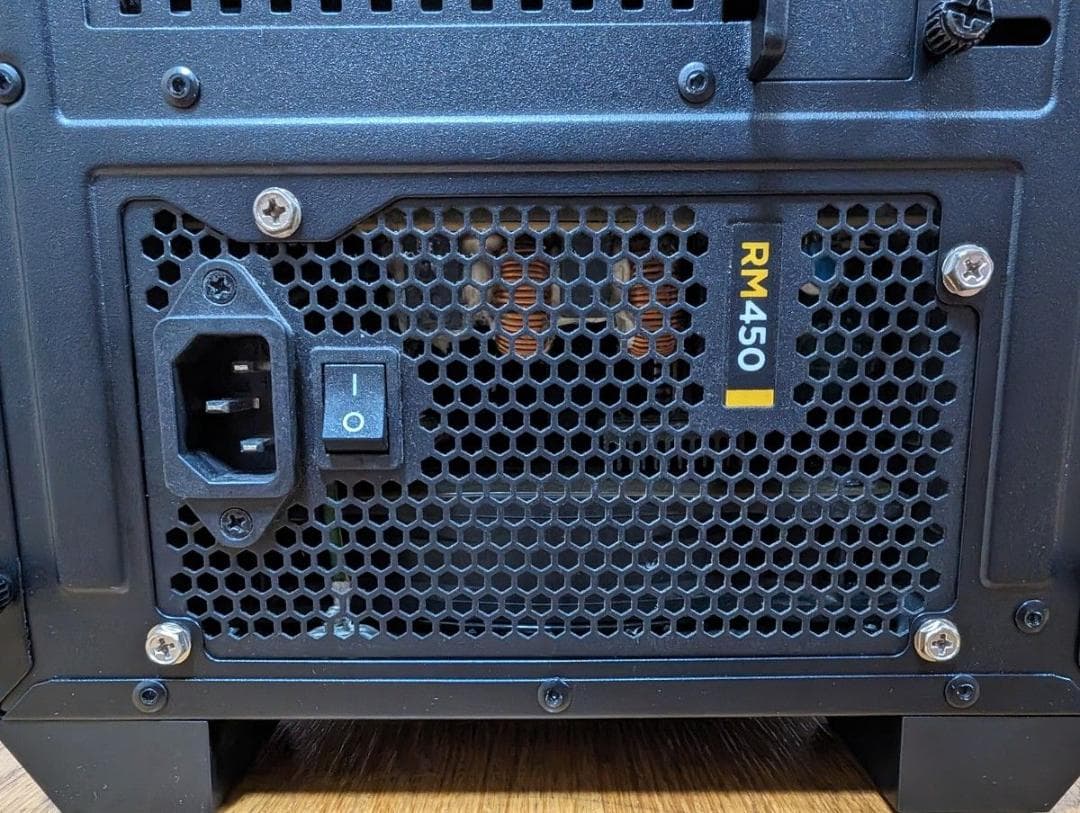 自作静音PC／i5 3470／SSD180GB／MEM16GB／R7 250