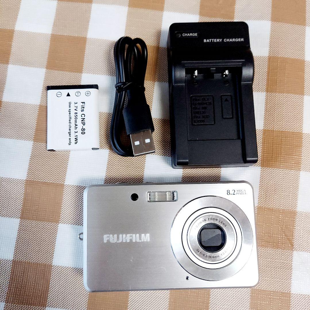 FinePix J10　動作確認済み　デジタルカメラ　富士フイルム　デジカメ