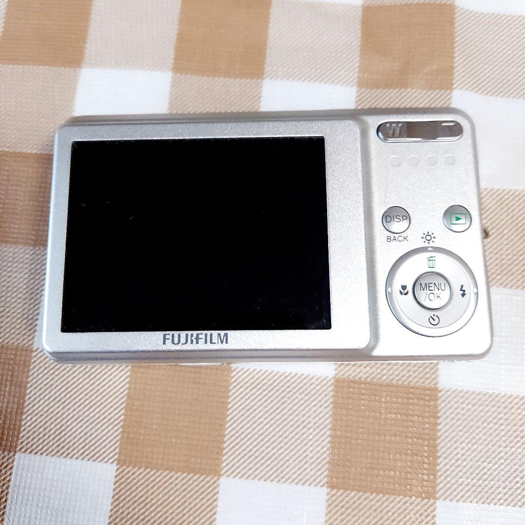 FinePix J10　動作確認済み　デジタルカメラ　富士フイルム　デジカメ