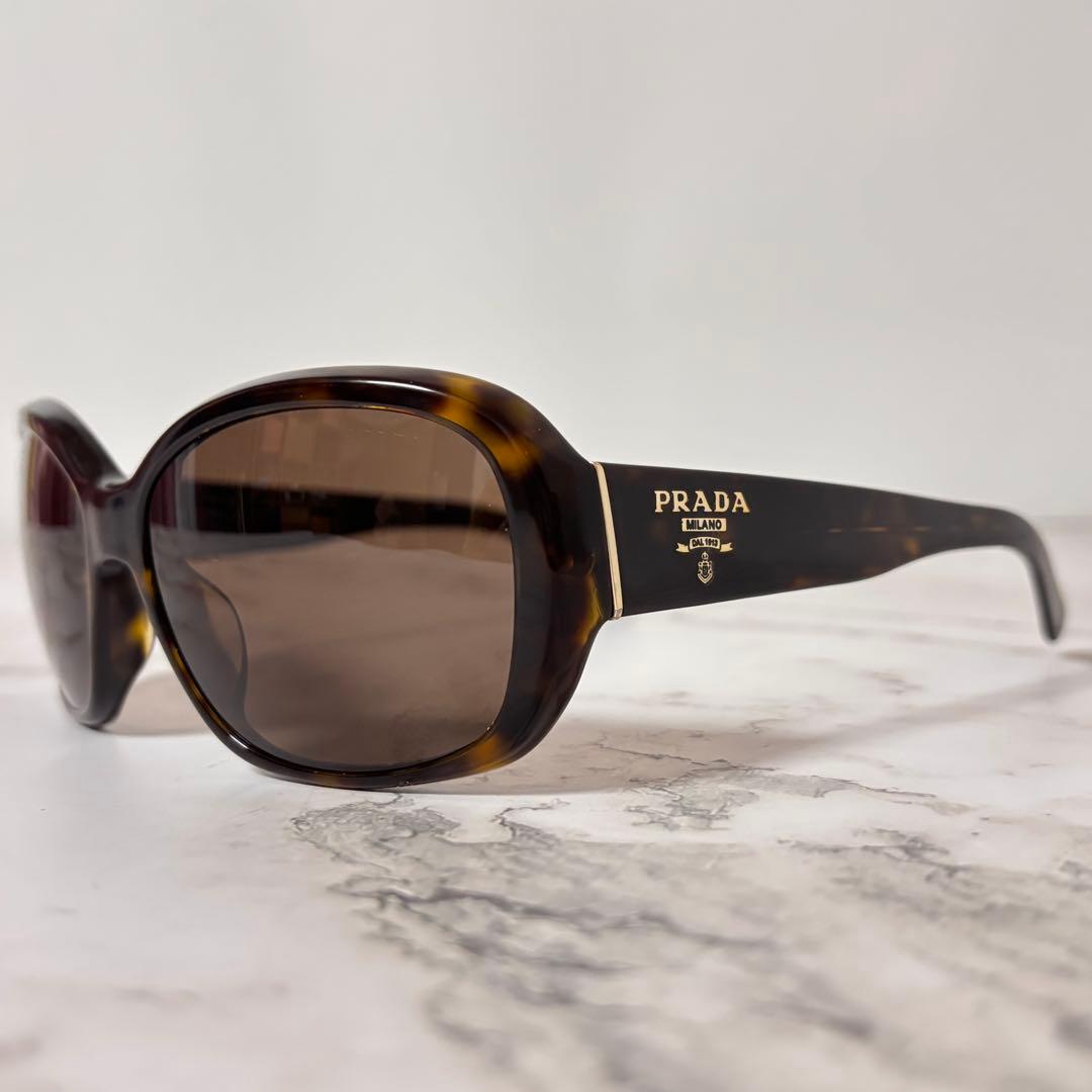 【美品】 プラダ サングラス ゴールドロゴ ブラウン イタリア産 べっ甲風