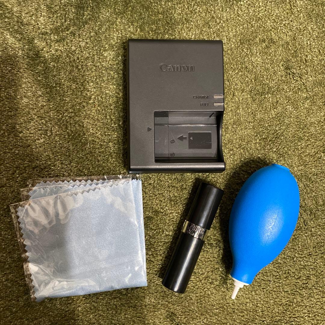 Canon EOS Kiss X10i デジタル一眼レフ 本体とレンズセット