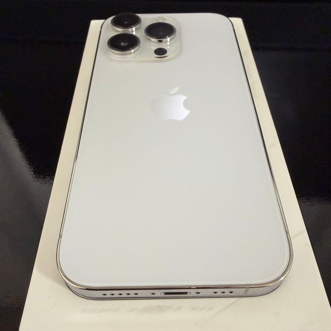 Apple iPhone 14 Pro シルバー 本体 SIMフリー