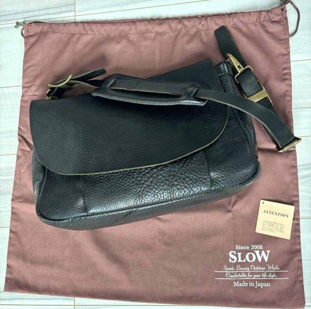 SLOW ショルダーバッグ メッセンジャーバッグ　レザーバッグ　本革　ブラック