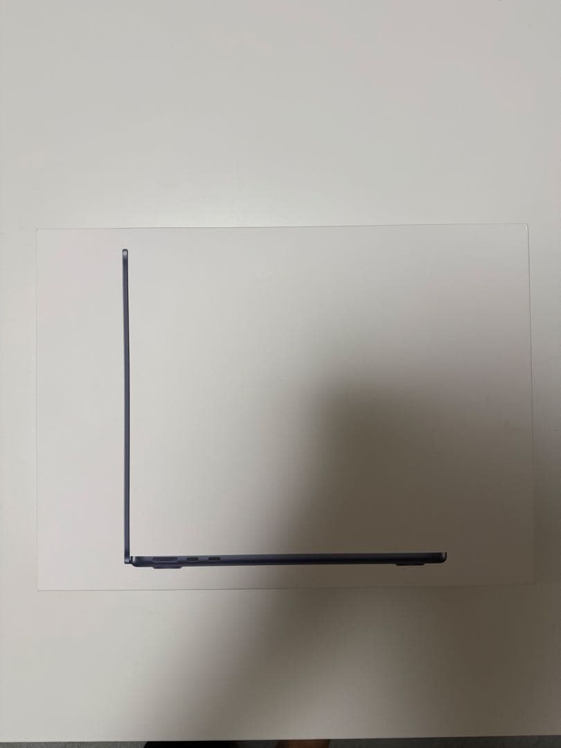 Apple MacBook Air 13インチ M3, 16GB, 256GB