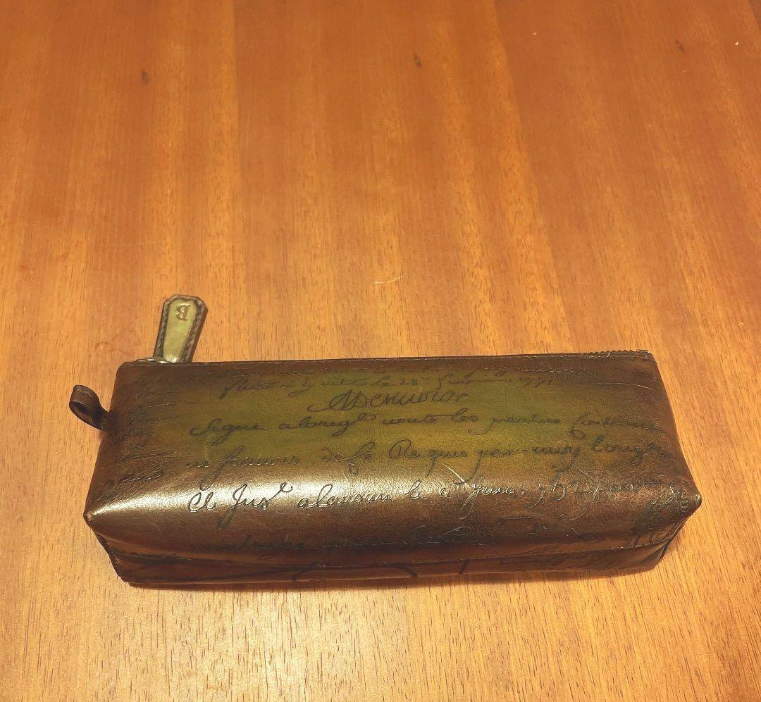 ​【希少・廃盤】ベルルッティ カーキ　オーダー カリグラフィ ペンケース/ポーチ