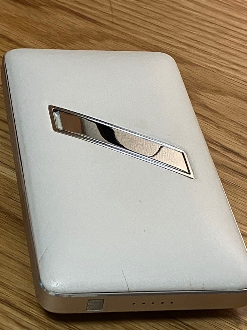 美品　harman/kardon ESQUIRE MINI ワイヤレススピーカー