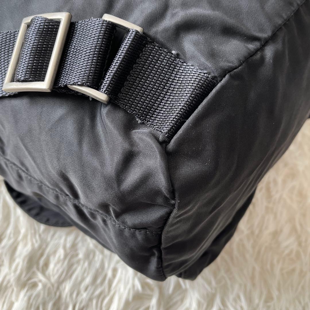 未使用級✨PRADA プラダ　リュックサック　ナイロン　ブラック　三角ロゴ　黒