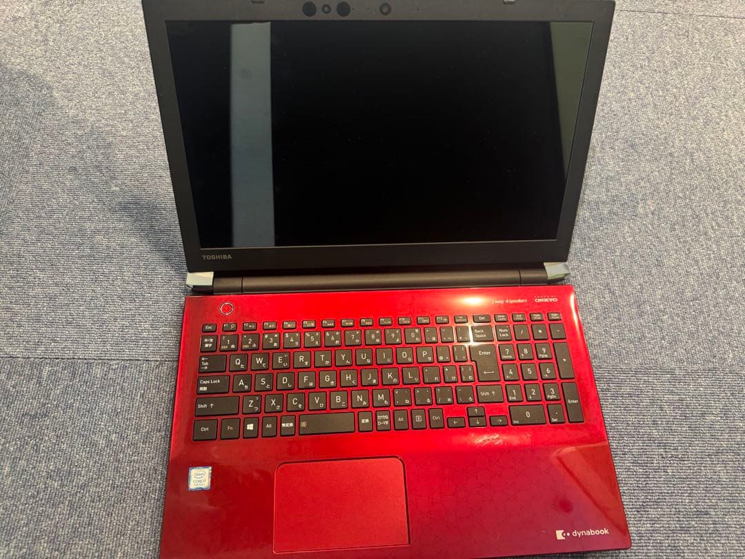 TOSHIBA dynabook レッド ノートPC