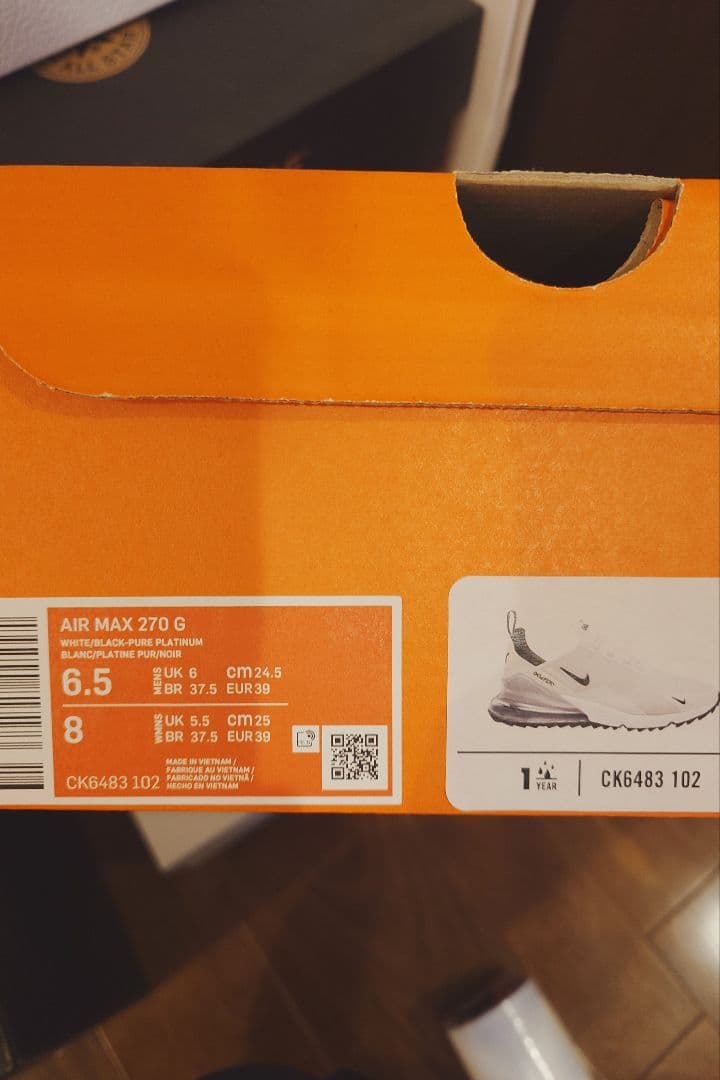 t*7様 新品・ナイキゴルフシューズ24.5