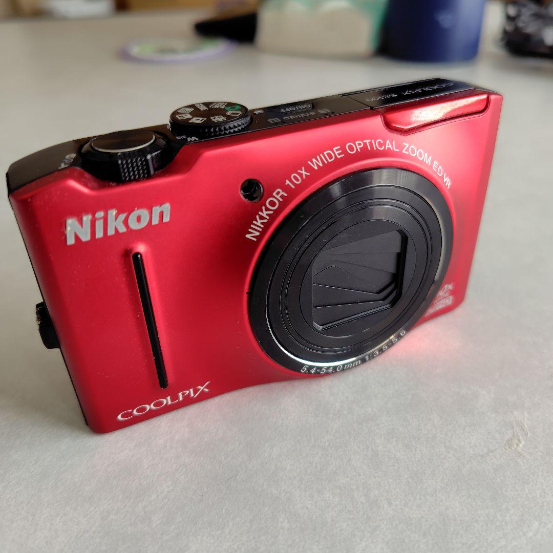 Nikon COOLPIX S8100 赤