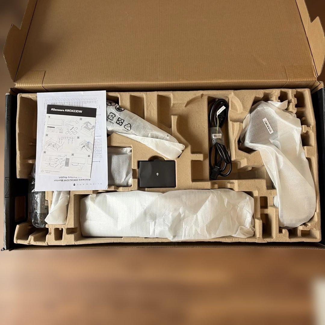 Alienware 34 曲面 QD-OLED AW3423DW モニター